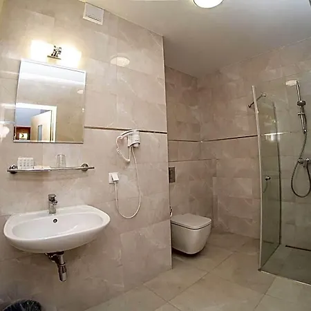 Pascal B&B 4*